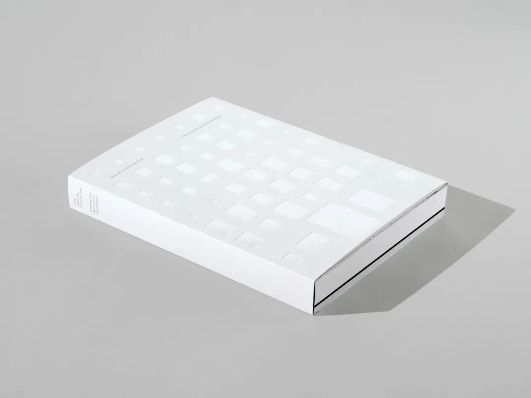 美国平面设计协会 AIGA(American Institute of Graphic Arts)2025 年最佳书籍与封面设计 · 作品图301