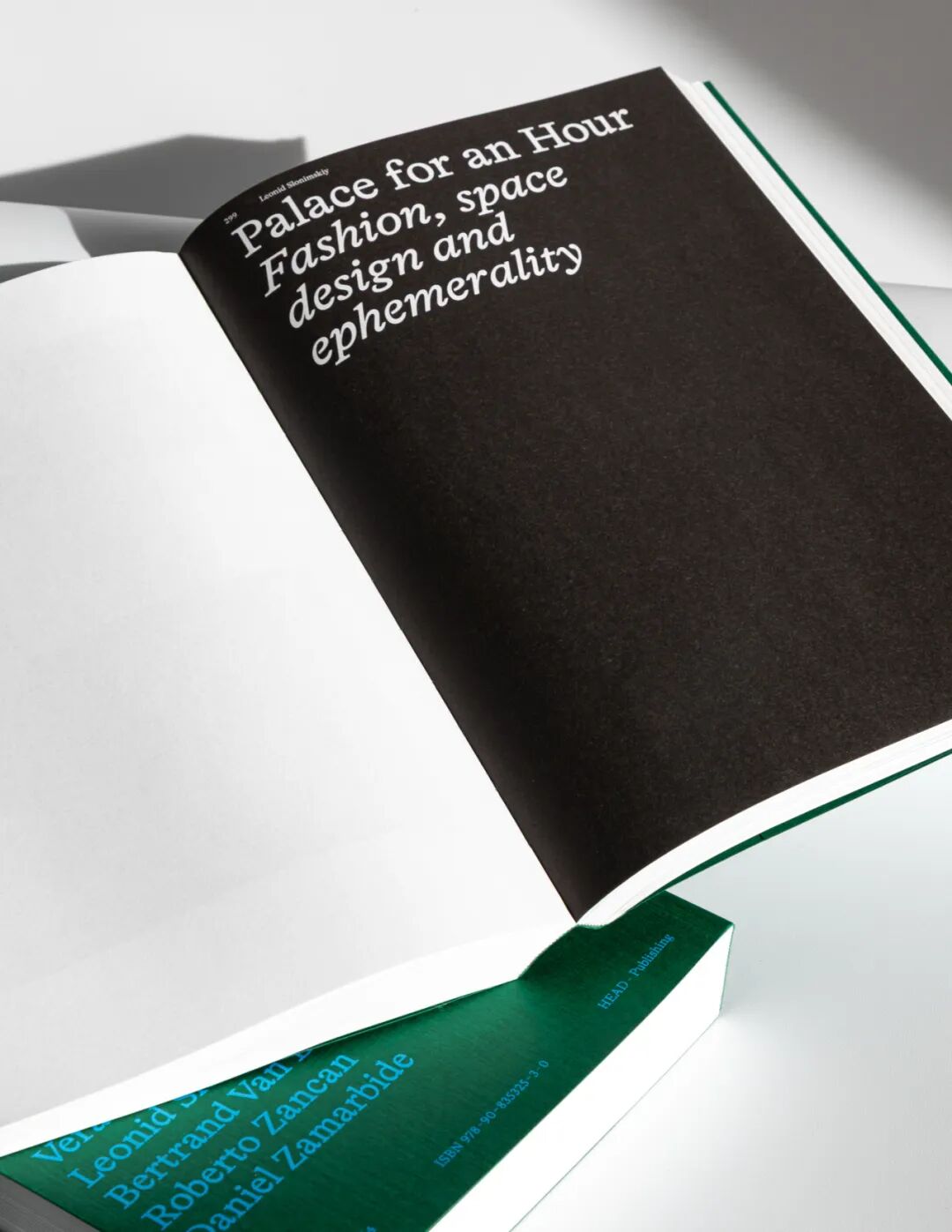 美国平面设计协会 AIGA(American Institute of Graphic Arts)2025 年最佳书籍与封面设计 · 作品图173