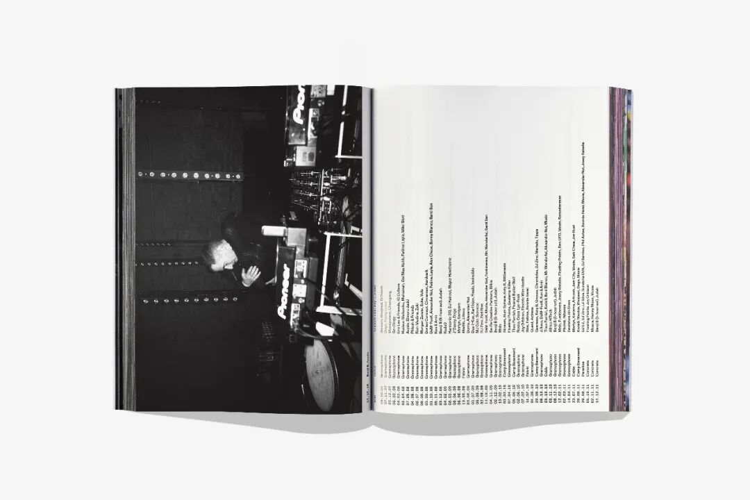 美国平面设计协会 AIGA(American Institute of Graphic Arts)2025 年最佳书籍与封面设计 · 作品图73