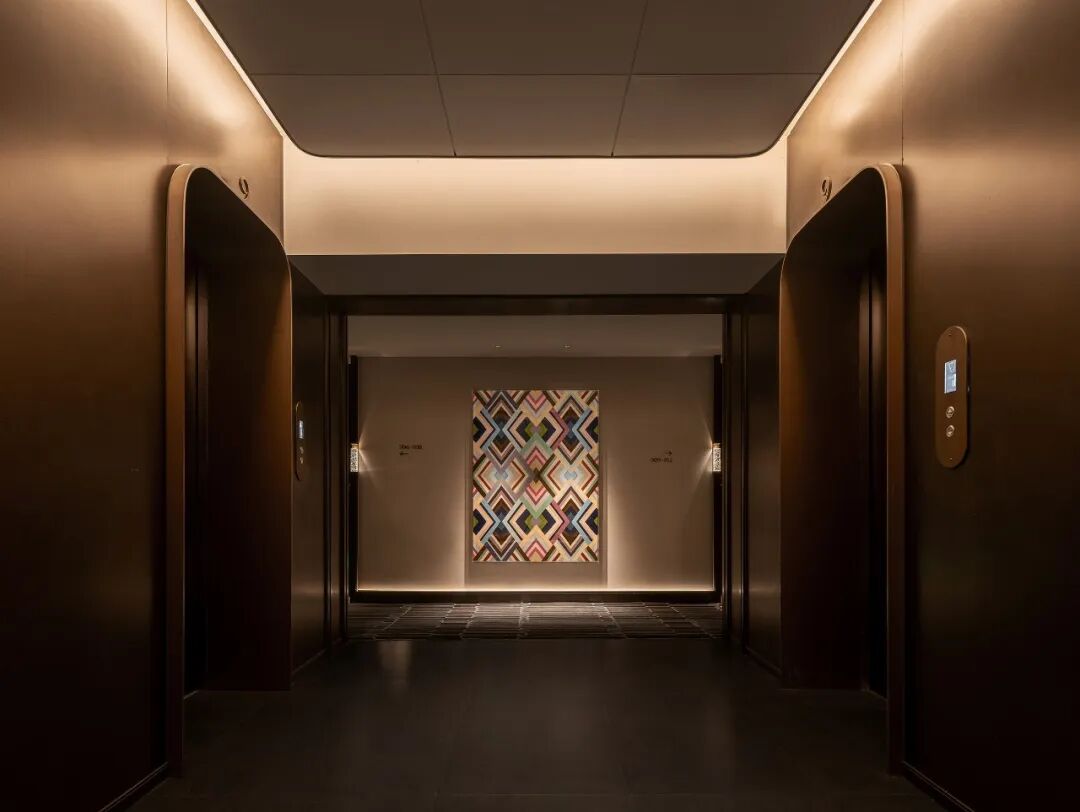 第九届顶峰设计奖 | 商业空间实景类铜奖:万墨酒店 · 作品图6