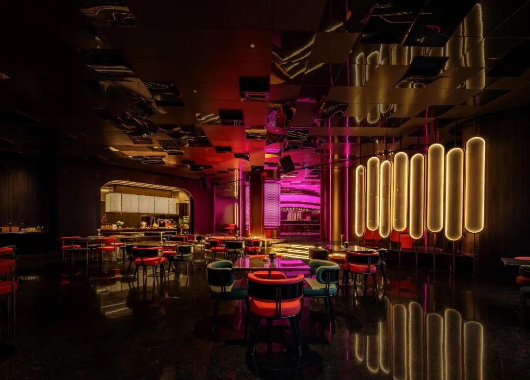 第九届顶峰设计奖 | 商业空间实景类铜奖:万墨酒店 · 作品图3
