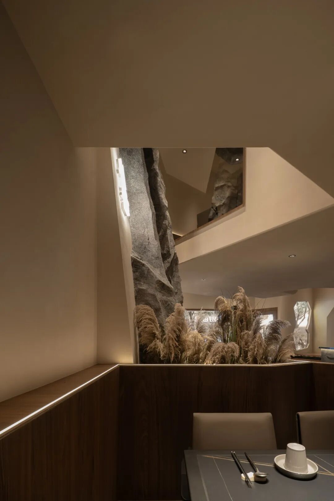 第九届顶峰设计奖 | 餐饮空间实景类金奖:复春 · 作品图9