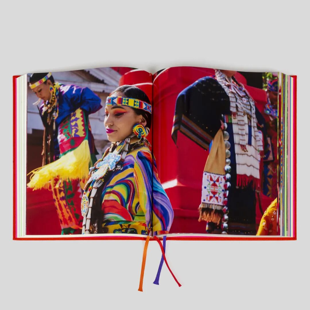 美国平面设计协会 AIGA(American Institute of Graphic Arts)2025 年最佳书籍与封面设计 · 作品图131