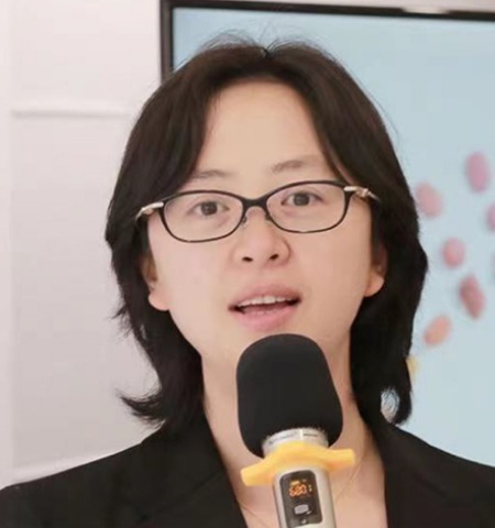 评委谢亚平 评委谢亚平