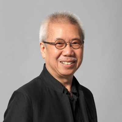 靳埭强肖像