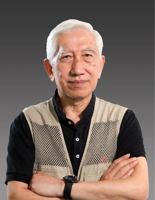 柳冠中肖像