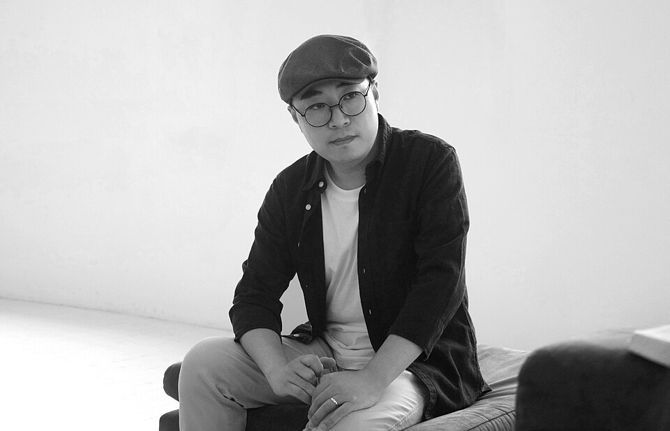 杨泳梁肖像